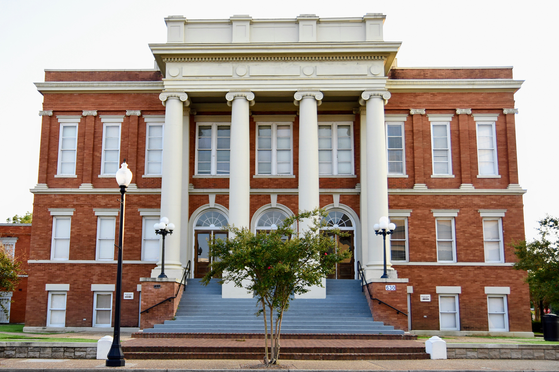 FS64 - Forrest County Courthouse - Web